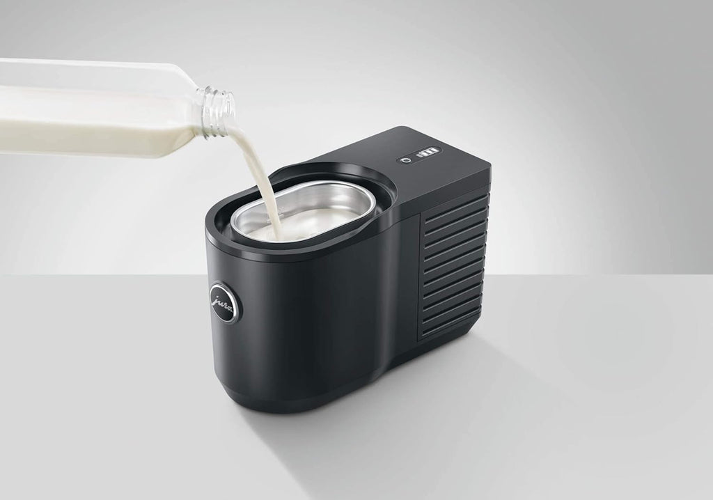 0.6L Black Compact Milk Cooler Q22640