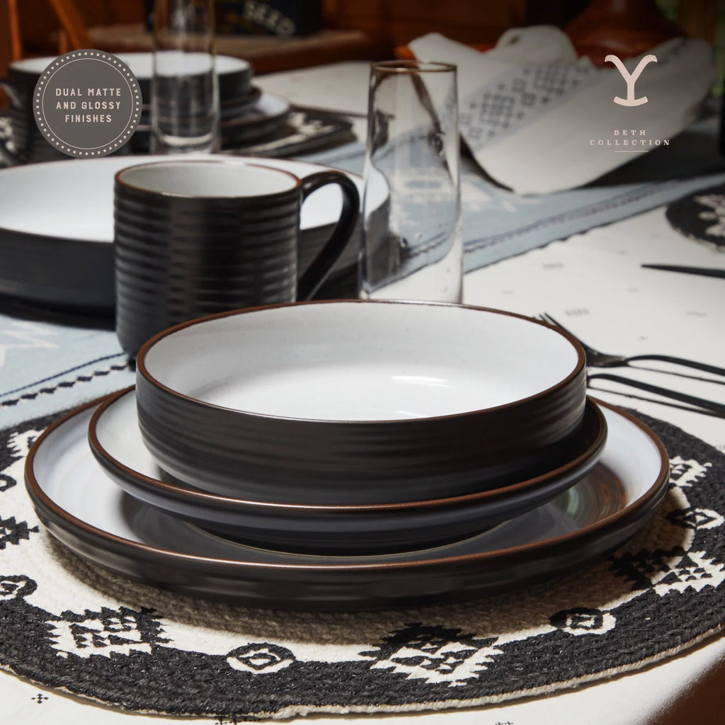 12-Piece Ceramic Dinnerware Set D258