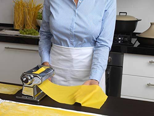 Pasta Roller with Hand Crank O43780