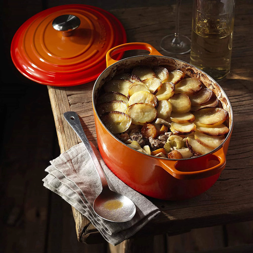 5 qt. Oval Dutch Oven H44366