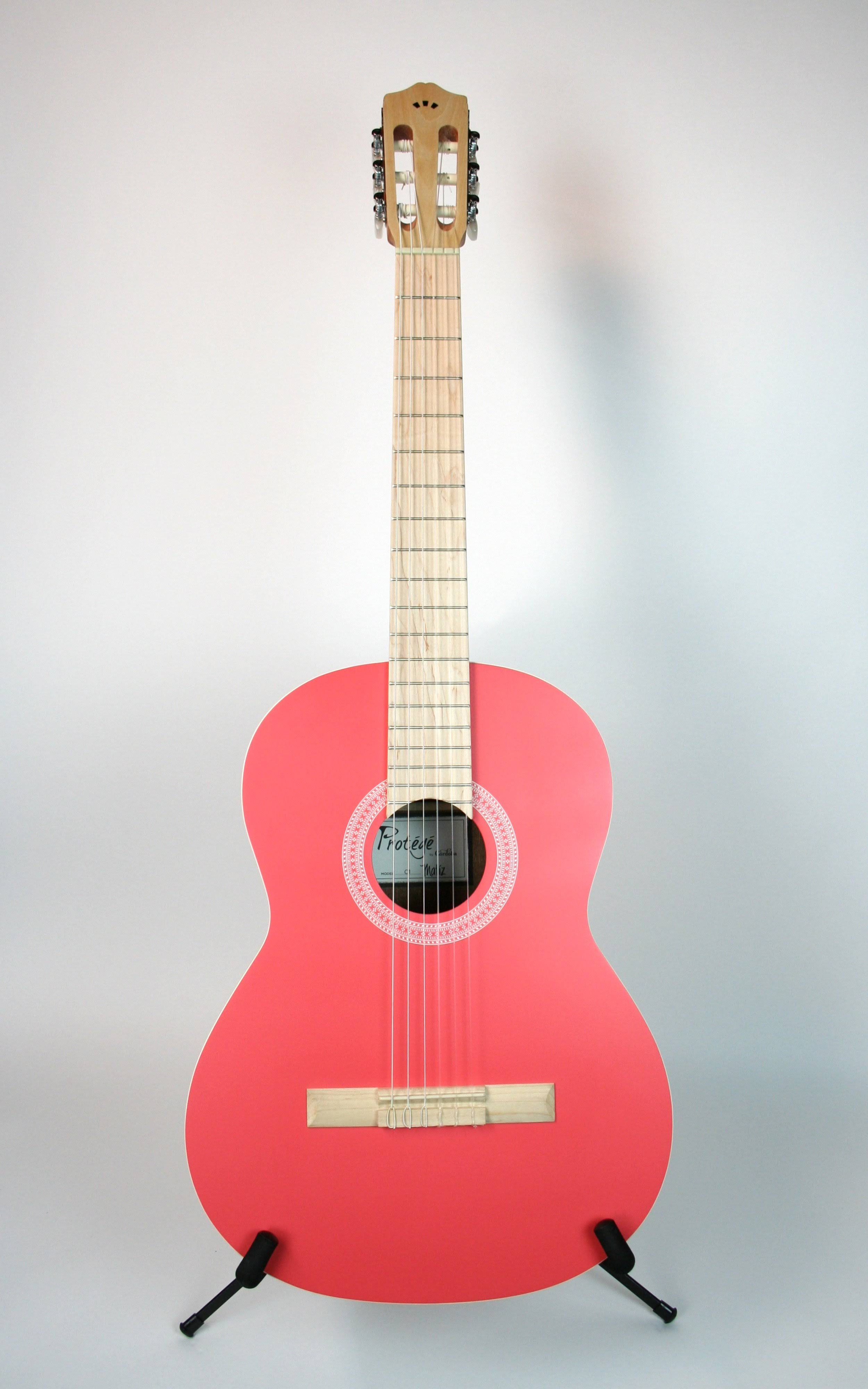 Coral Classical Guitar V3559