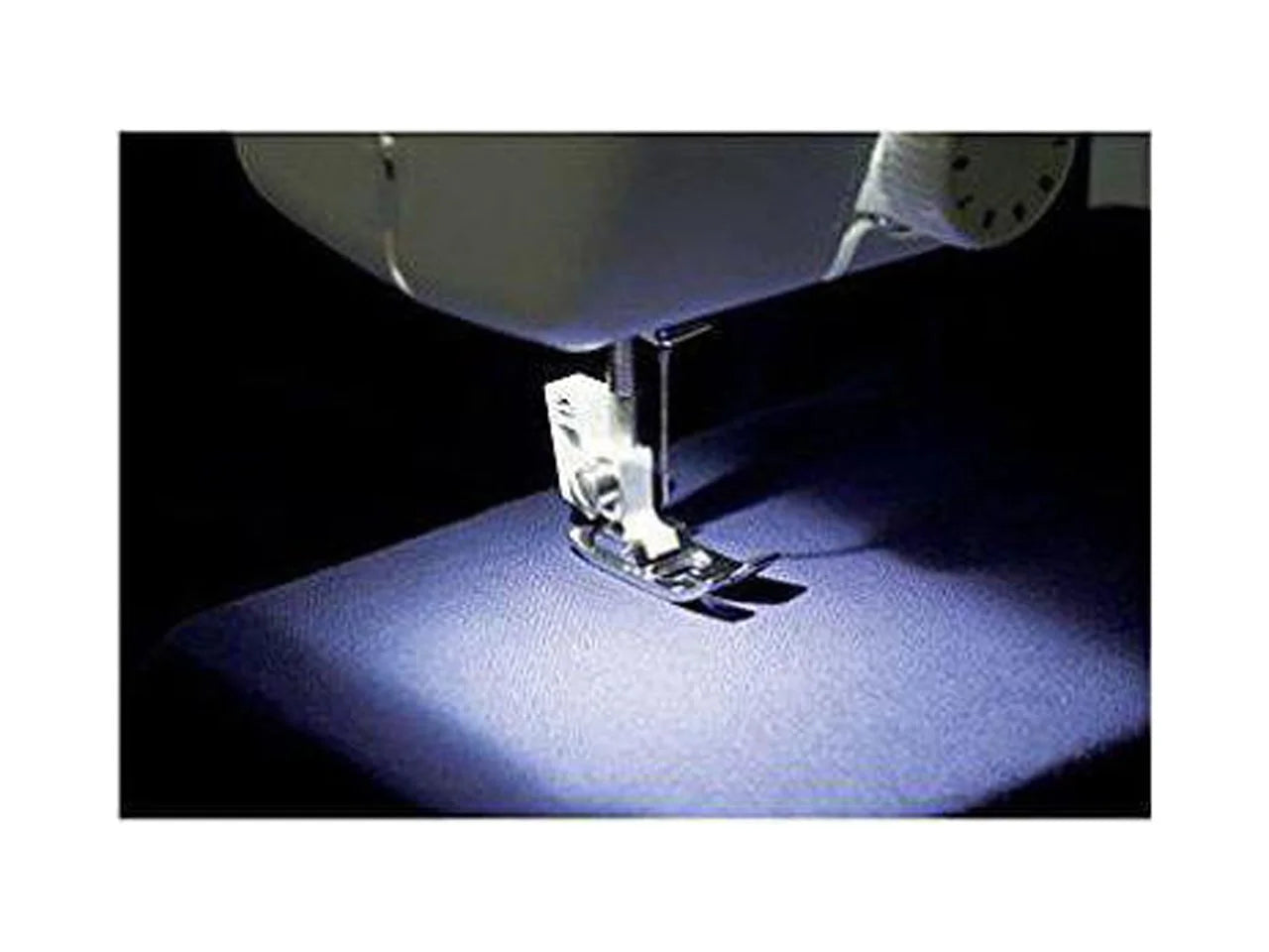 14-Stitch Sewing Machine P651