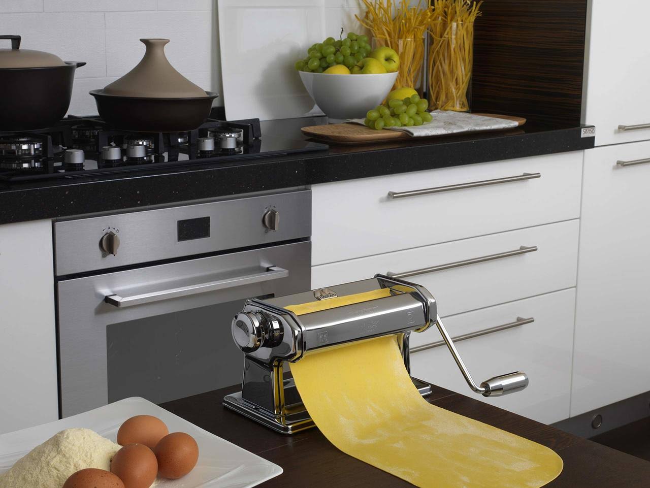 Pasta Roller with Hand Crank O43780