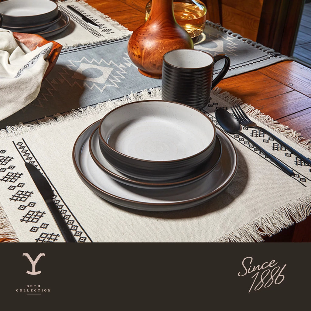 12-Piece Ceramic Dinnerware Set D258