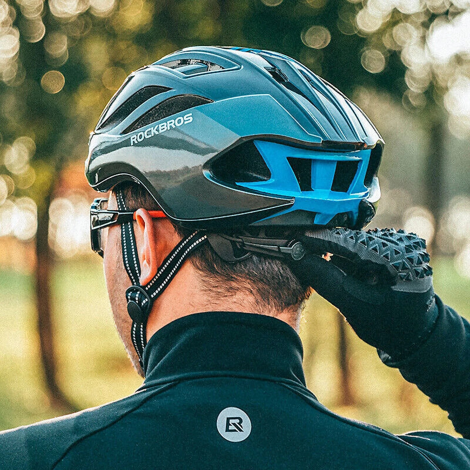 Adjustable Lightweight Cycling Helmet N589