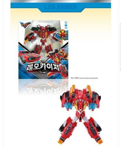 Red Sports Car Transformer King Robot H12251