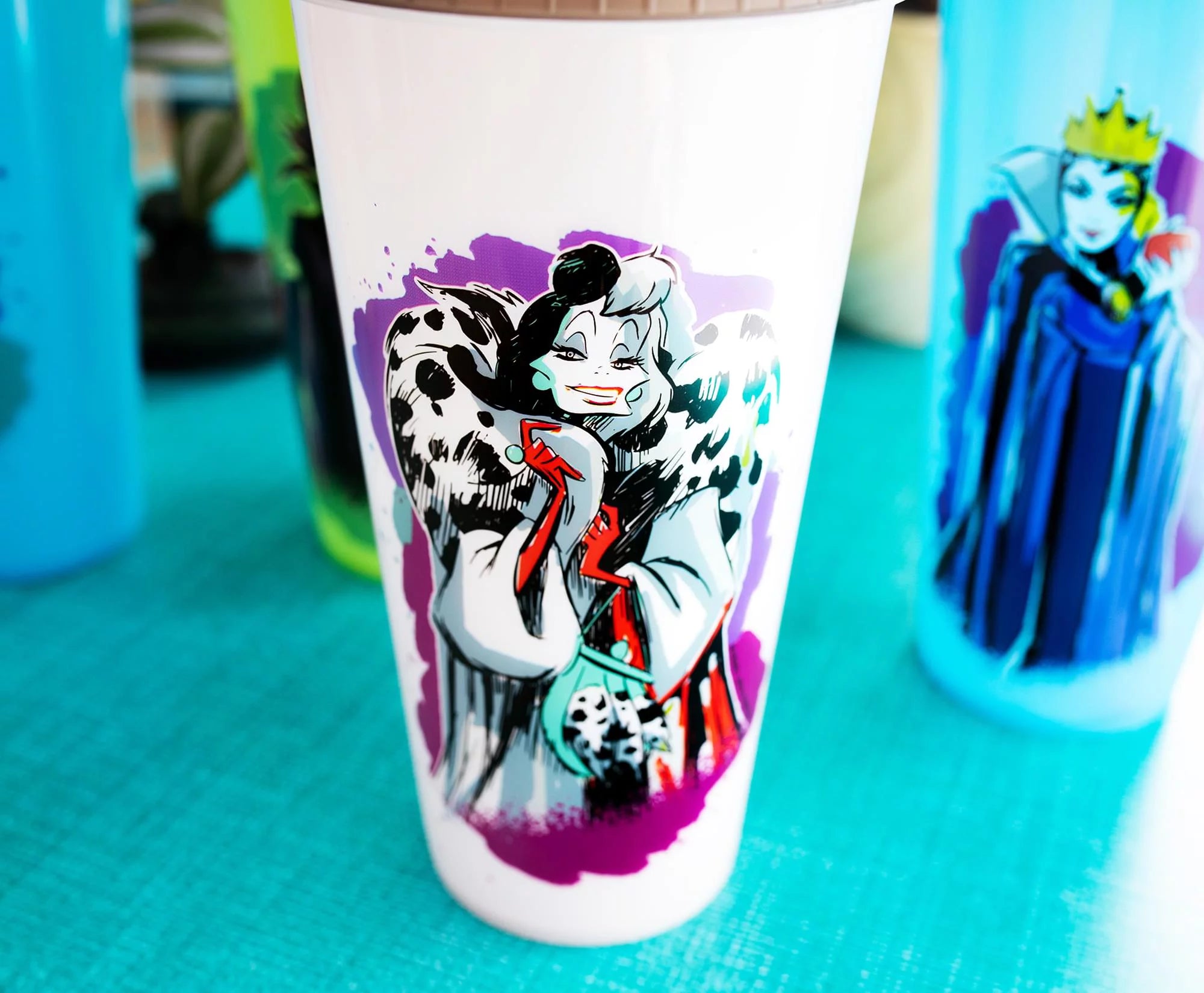 Set of 4 Color-Changing Plastic Tumblers L920
